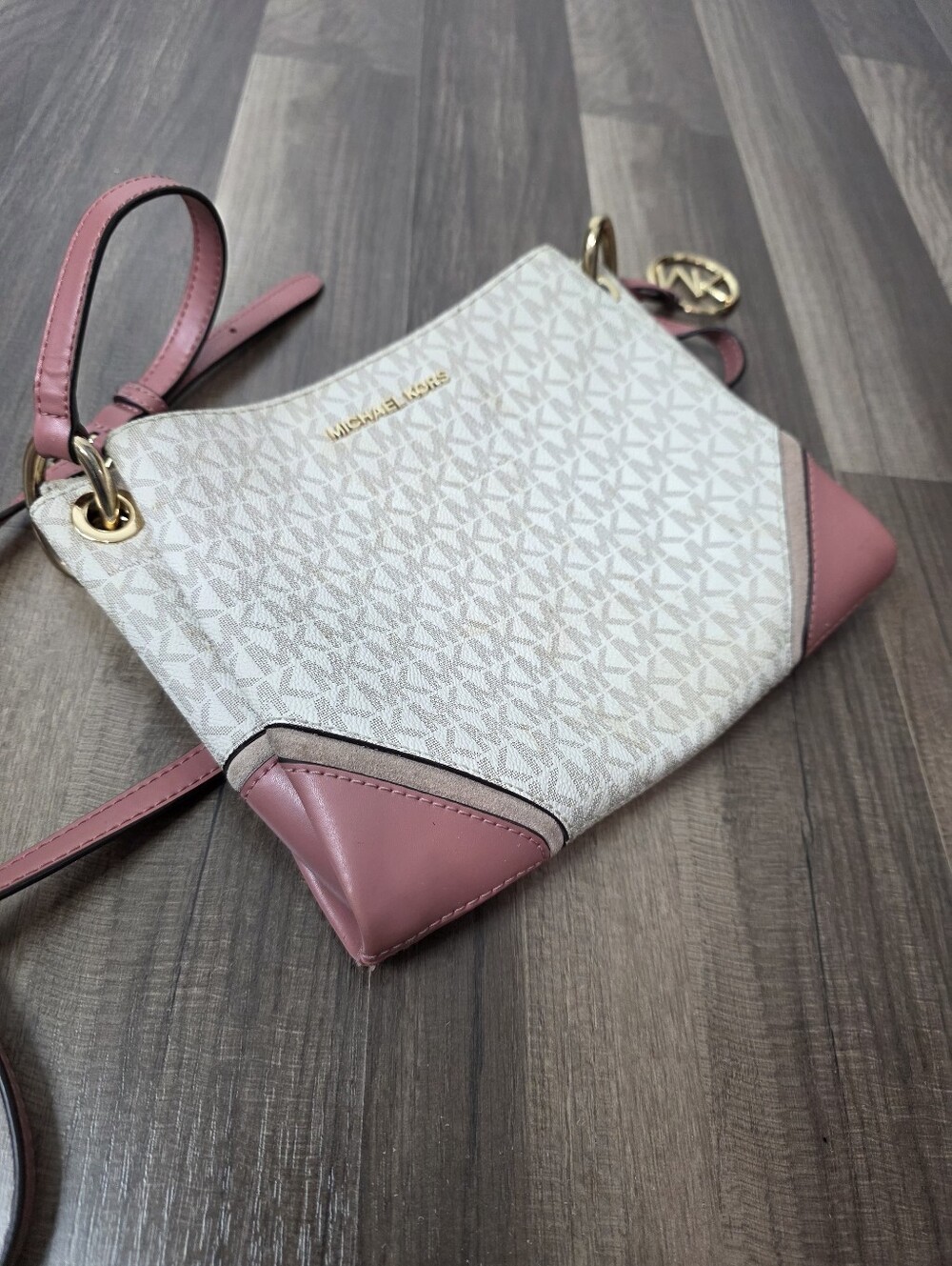 Michael Kors Nicole Triple Compartment Crossbody Bag Vanilla Pink Soft Girl Chic